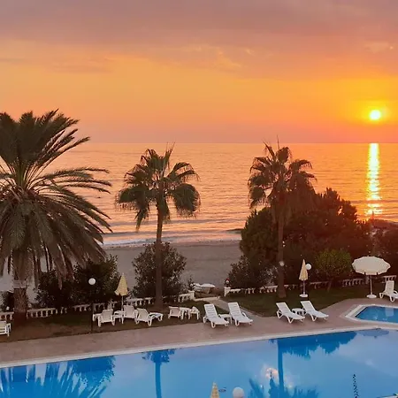 Alaca Tatil Sitesi דירה Seki